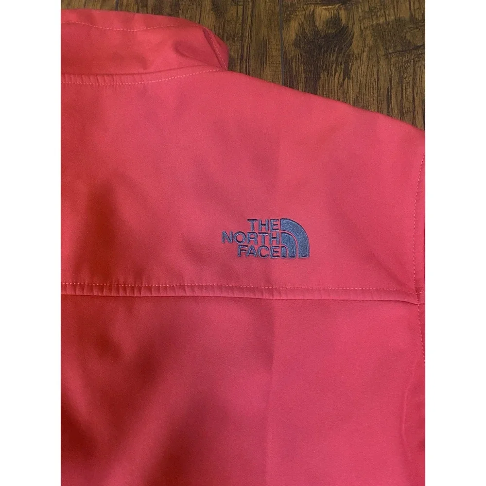 The North Face WindWall Softshell Jacket Mens Medium Red Gray Full Zip Fleece